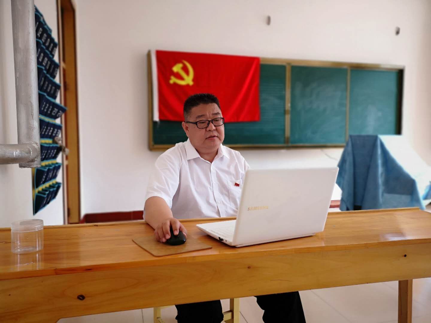 师范学院举办专题讲党课活动 师范学院举办专题讲党课活动